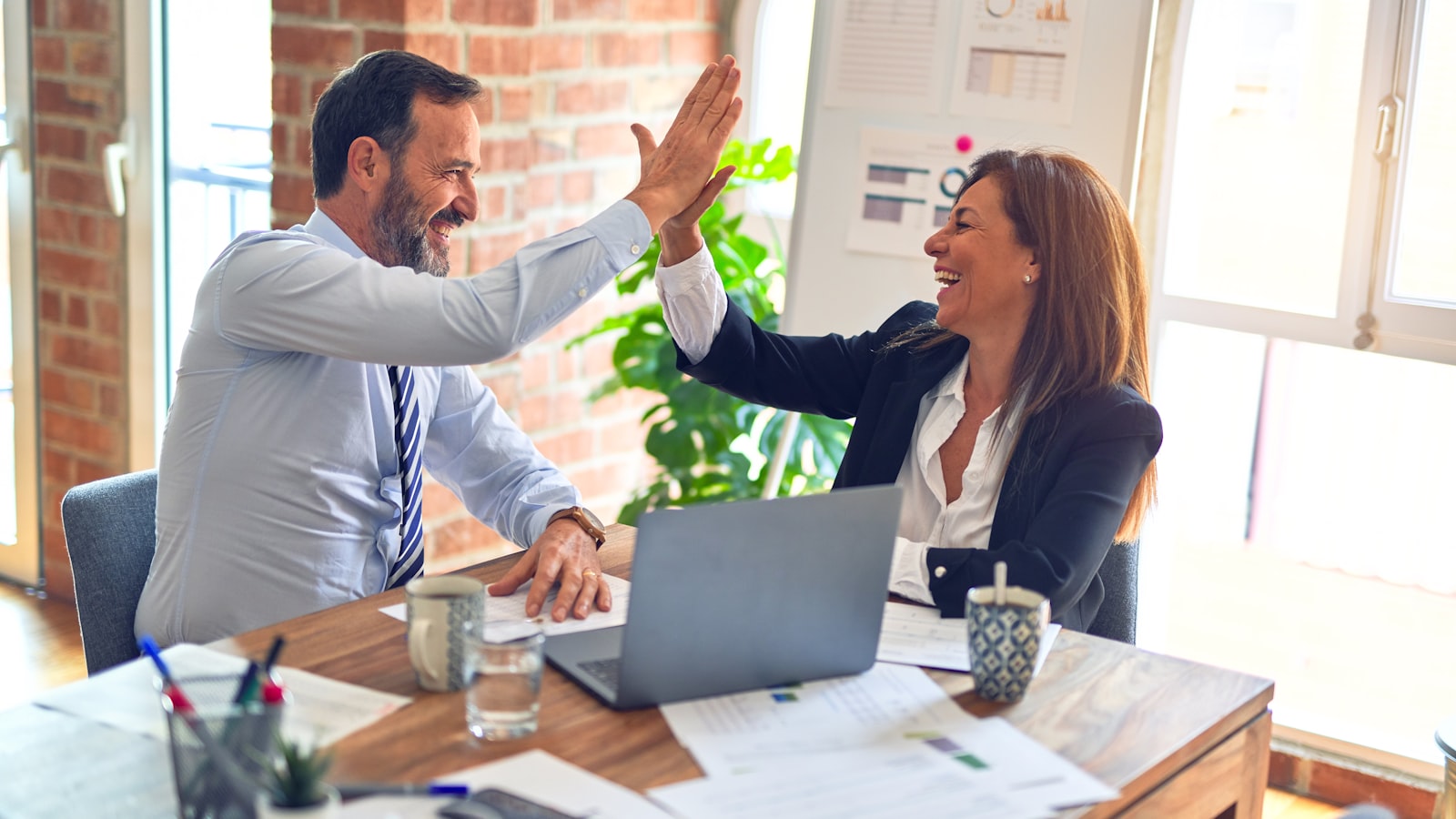 Equipo de trabajo operacional en terreno — BienHR Solutions
